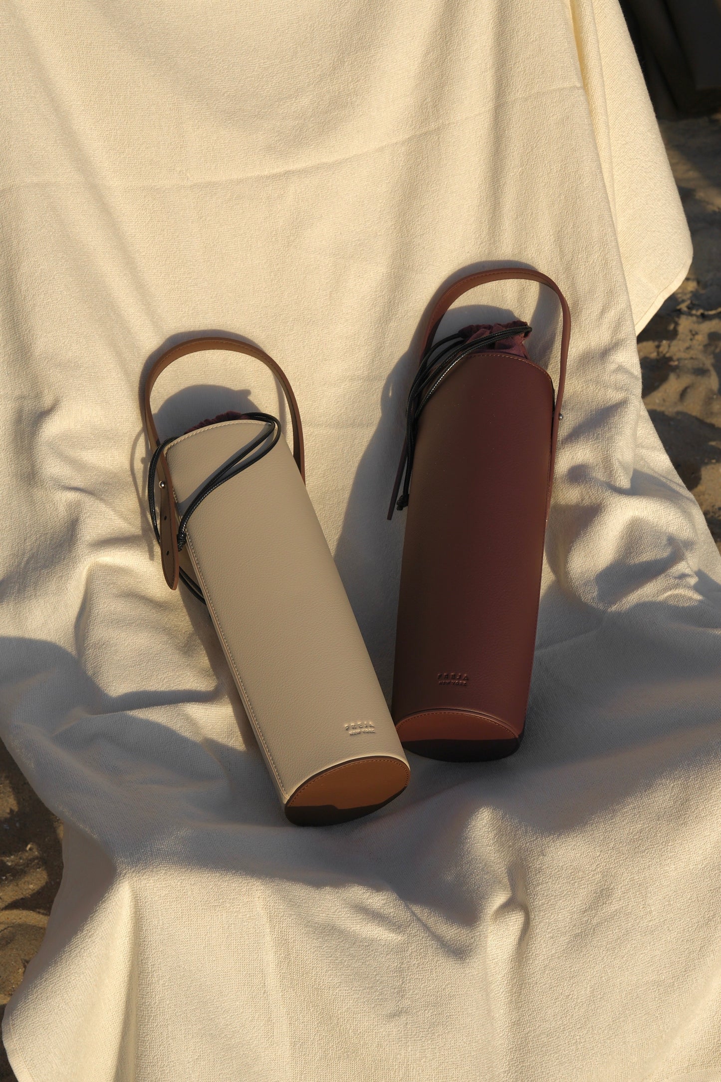 Wine Carrier Cedar