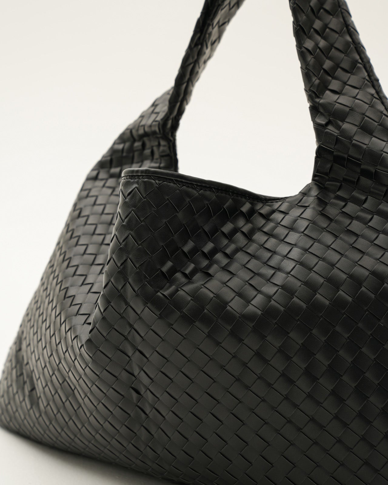 Élance Tote Bag - Black