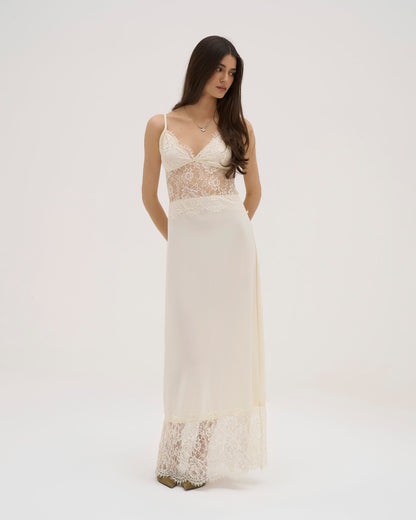 Iselle Lace Maxi Dress - White