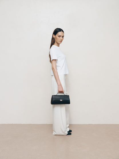 Shell Clutch Black Gloss