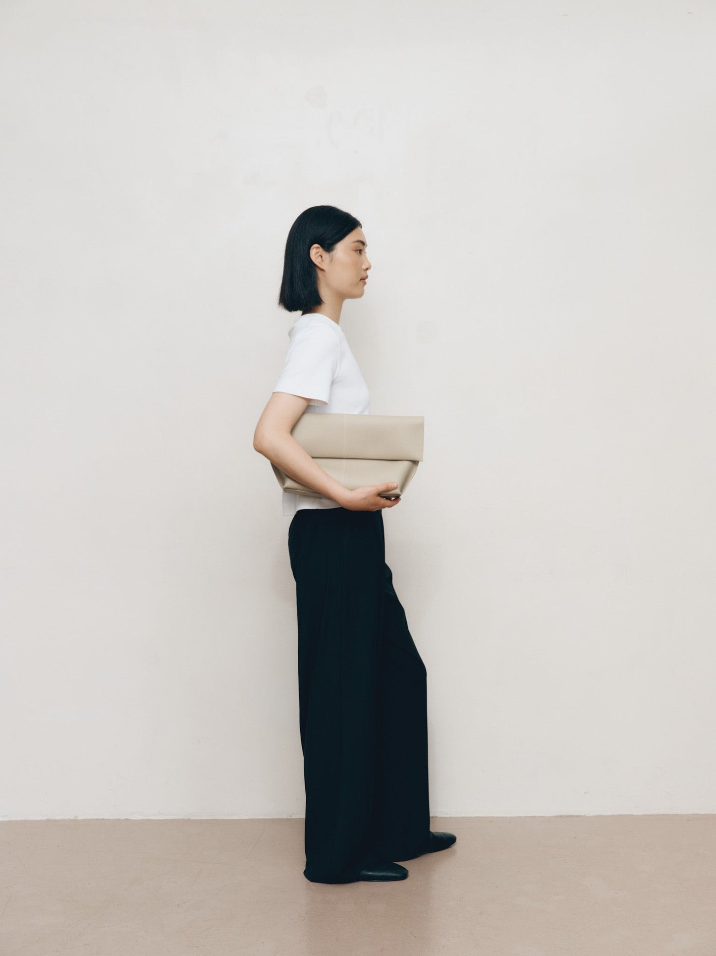 Seamed Clutch Sand
