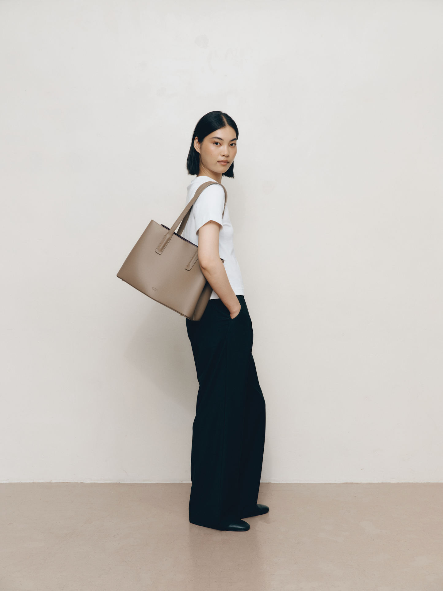 Linnea Tote Taupe