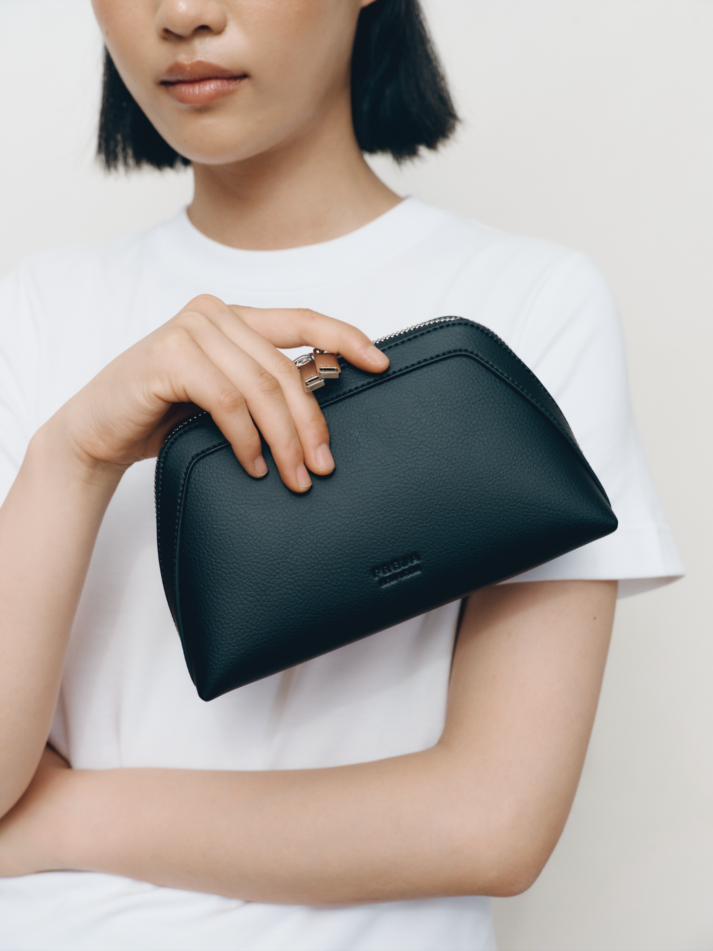 Travel Pouch 10 Black