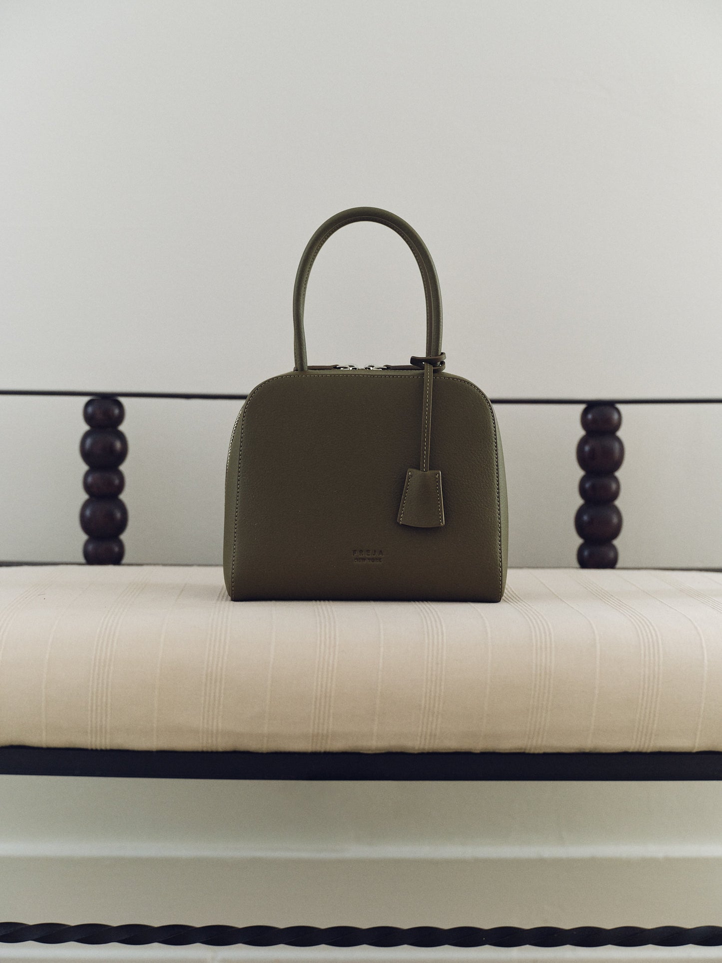 Miro Bag Olive