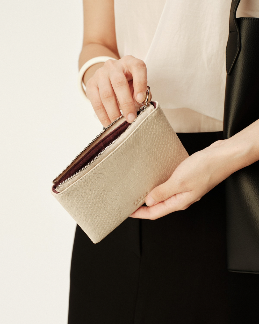 Zip Pouch 8 Oat Croc