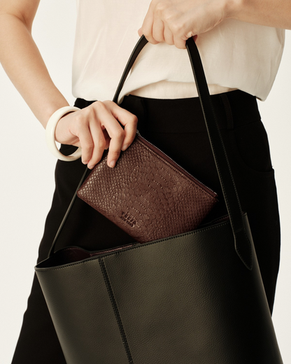 Zip Pouch 8 Berry Croc